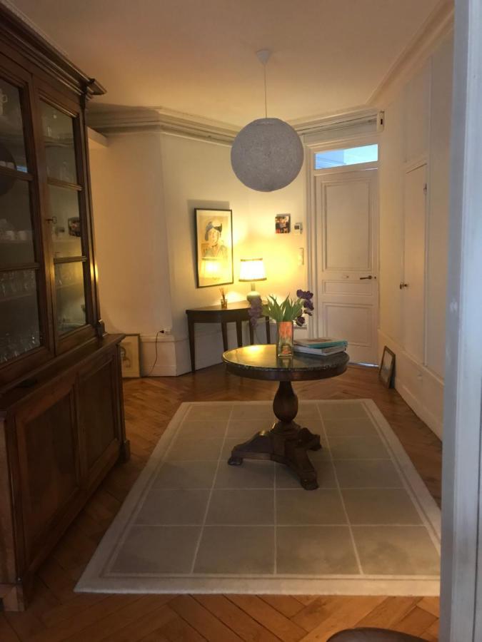 Berges Du Rhone/ Chambre Avec Balcon Lione Esterno foto
